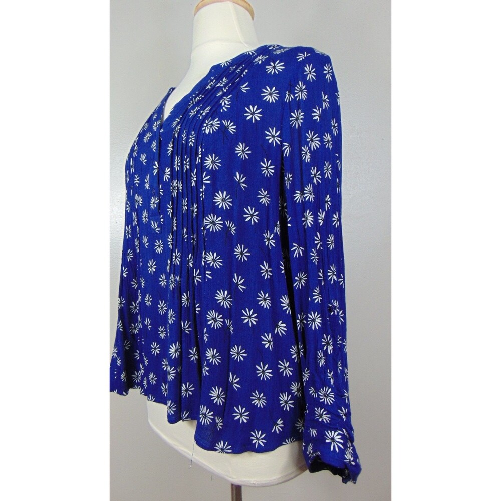 Market & Spruce Blue Floral V-Neck Blouse top Women's 1x Roll Tab Flowy Ditsy - Picture 4 of 9